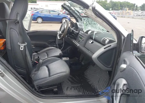 2009 Smart Fortwo Brabus/Passion/Pure from USA, damaged, VIN WMEEJ31X89K261475